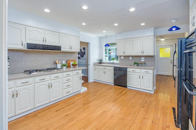 1856 Neptune Way, Sacramento, CA 95864