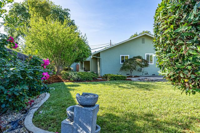 1856 Neptune Way, Sacramento, CA 95864