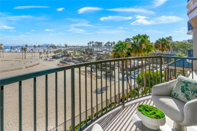 850 E Ocean Boulevard 205, Long Beach, CA 90802