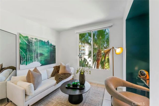 850 E Ocean Boulevard 205, Long Beach, CA 90802