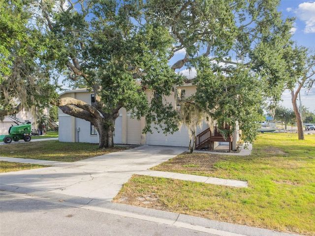 1734 RUMAR LANE A, Holiday, FL 34691