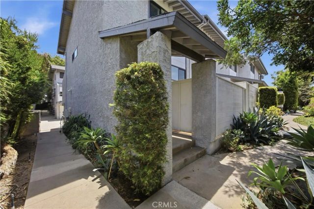 1911 Rockefeller Lane F, Redondo Beach, CA 90278
