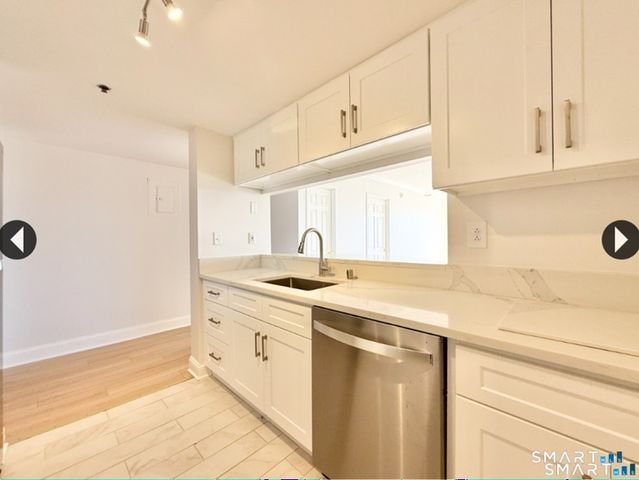 127 Greyrock Place 1508, Stamford, CT 06901