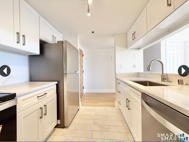 127 Greyrock Place 1508, Stamford, CT 06901