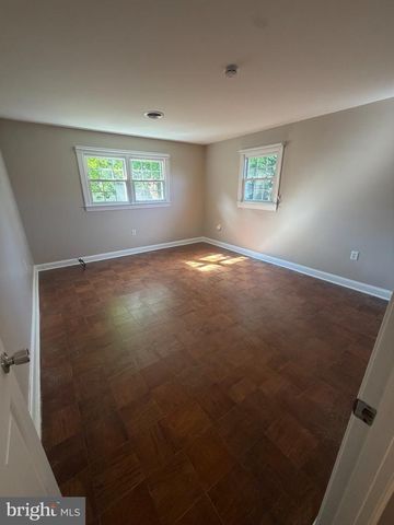 701 YARDLEY CMNS CMNS, Yardley, PA 19067
