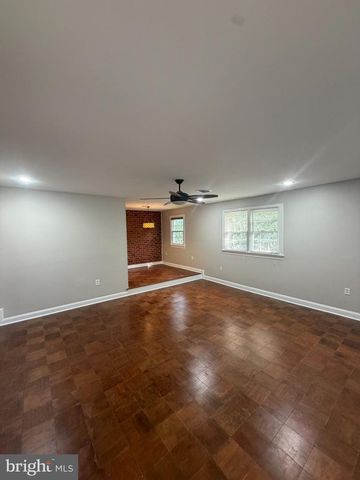 701 YARDLEY CMNS CMNS, Yardley, PA 19067