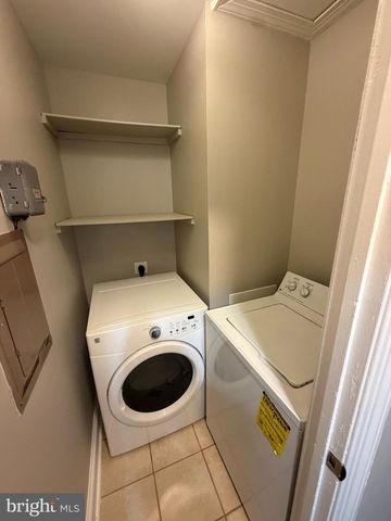 701 YARDLEY CMNS CMNS, Yardley, PA 19067