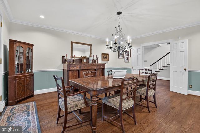 5329 WOODLAWN AVE, Chevy Chase, MD 20815
