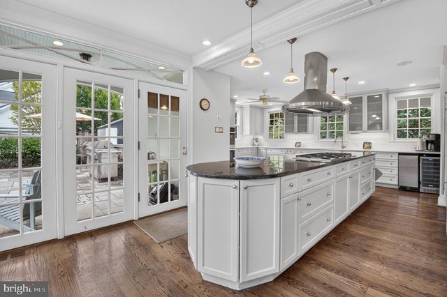5329 WOODLAWN AVE, Chevy Chase, MD 20815