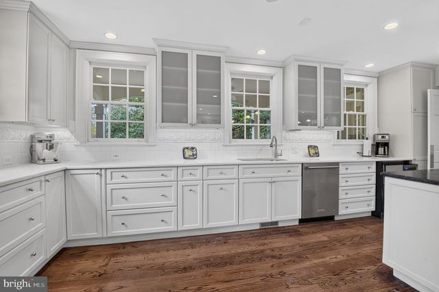 5329 WOODLAWN AVE, Chevy Chase, MD 20815