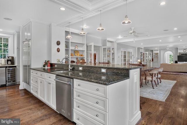 5329 WOODLAWN AVE, Chevy Chase, MD 20815