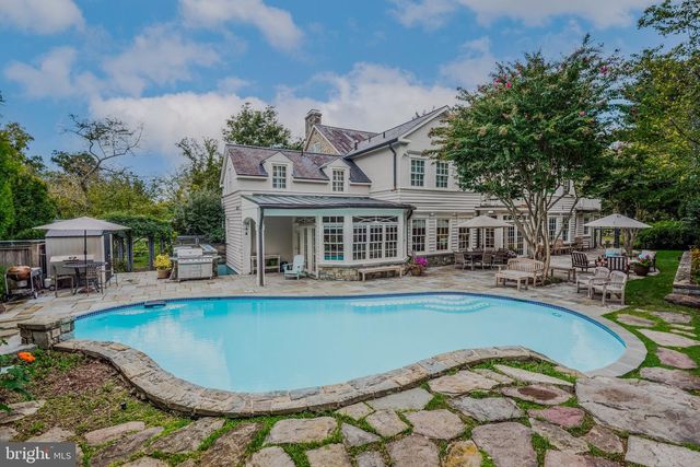 5329 WOODLAWN AVE, Chevy Chase, MD 20815