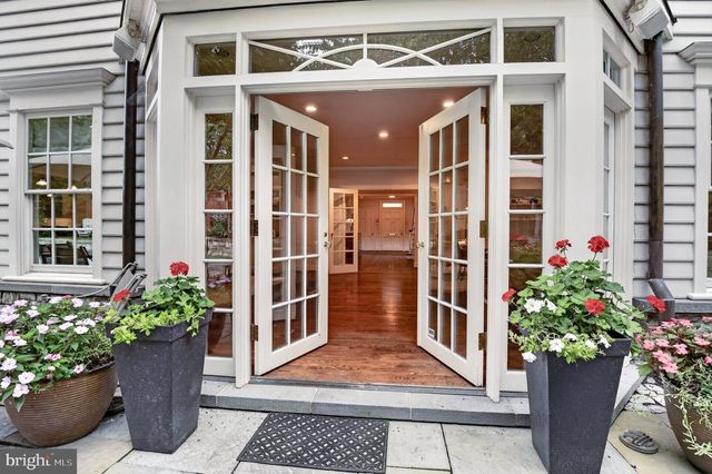 5329 WOODLAWN AVE, Chevy Chase, MD 20815