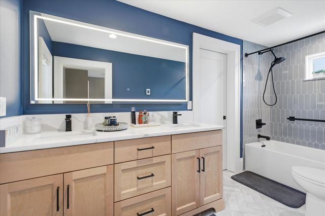 4653 Clinton Avenue, Minneapolis, MN 55419