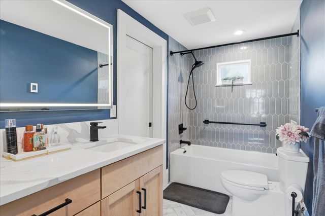 4653 Clinton Avenue, Minneapolis, MN 55419