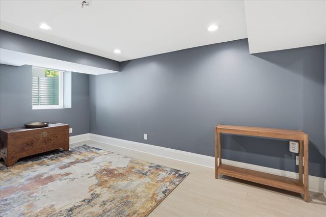 4653 Clinton Avenue, Minneapolis, MN 55419