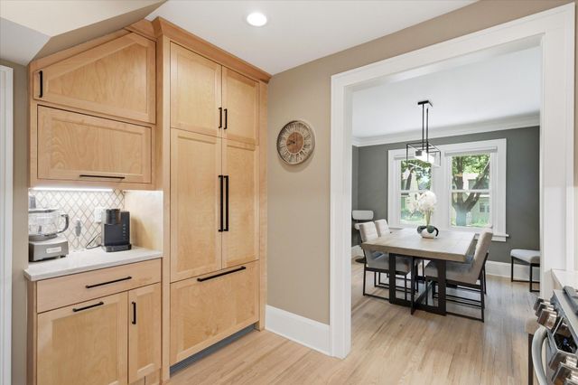 4653 Clinton Avenue, Minneapolis, MN 55419