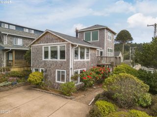 3158 Sw BEACH Ave, Lincoln City, OR 97367
