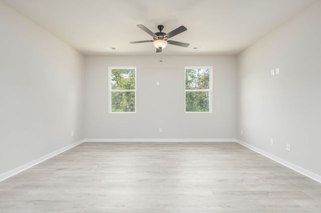 113 Cherry Blossom Way, Dickson, TN 37055