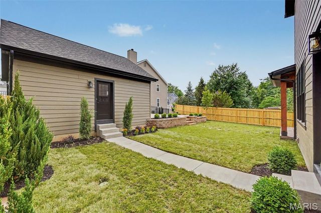 246 Barter Avenue, Kirkwood, MO 63122