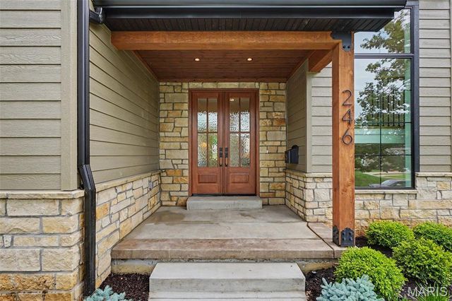 246 Barter Avenue, Kirkwood, MO 63122