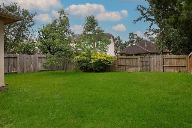 19 Patina Pines Place, The Woodlands, TX 77381