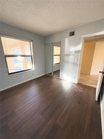 21904 Lake Forest Cir 203, Boca Raton, FL 33433