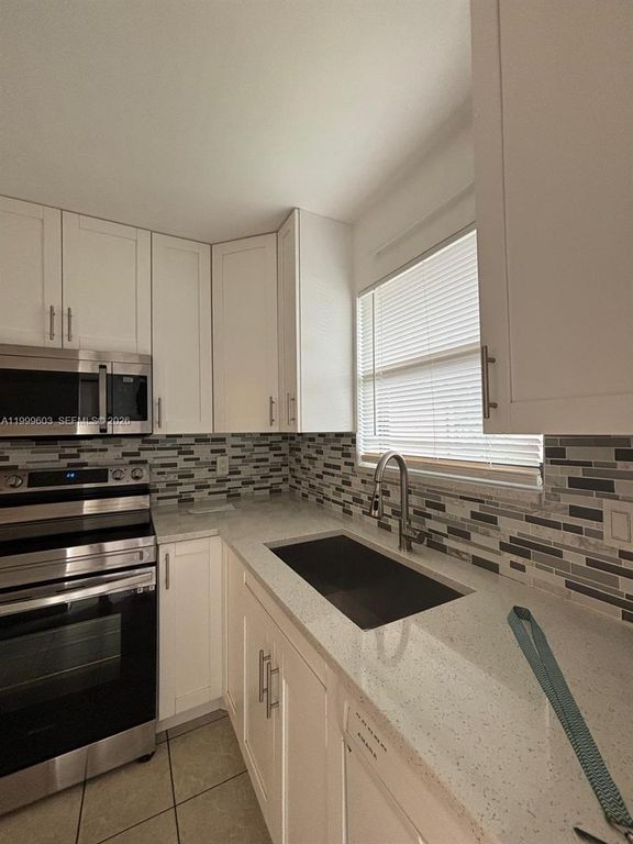 21904 Lake Forest Cir 203, Boca Raton, FL 33433