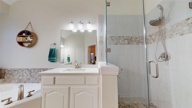 30427 W Legends Trail Drive, Spring, TX 77386