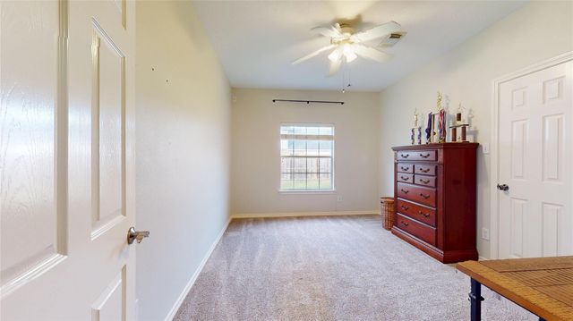 30427 W Legends Trail Drive, Spring, TX 77386