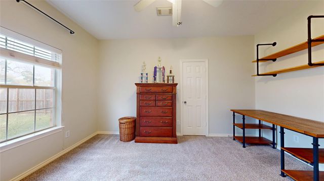 30427 W Legends Trail Drive, Spring, TX 77386