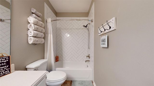 30427 W Legends Trail Drive, Spring, TX 77386