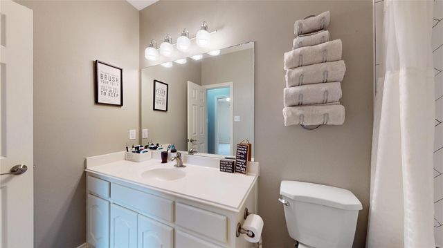 30427 W Legends Trail Drive, Spring, TX 77386