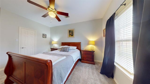 30427 W Legends Trail Drive, Spring, TX 77386