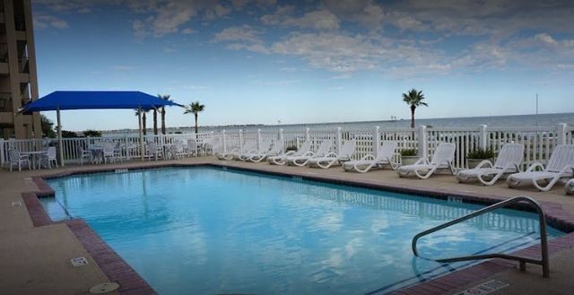 1021 S Water St 121, Rockport, TX 78382