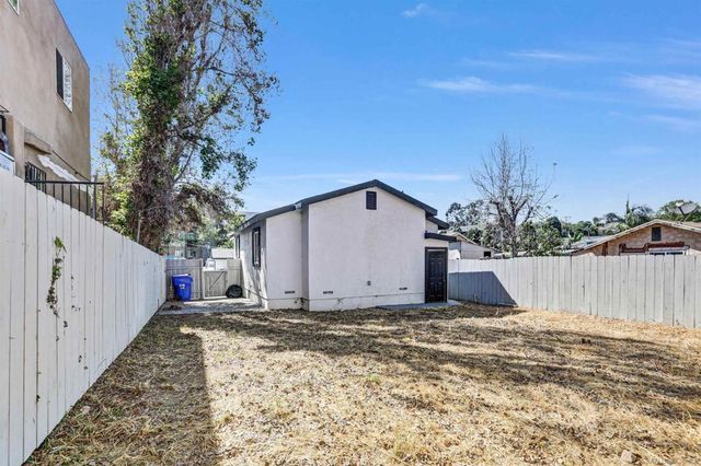 515 517 63rd Street, San Diego, CA 92114