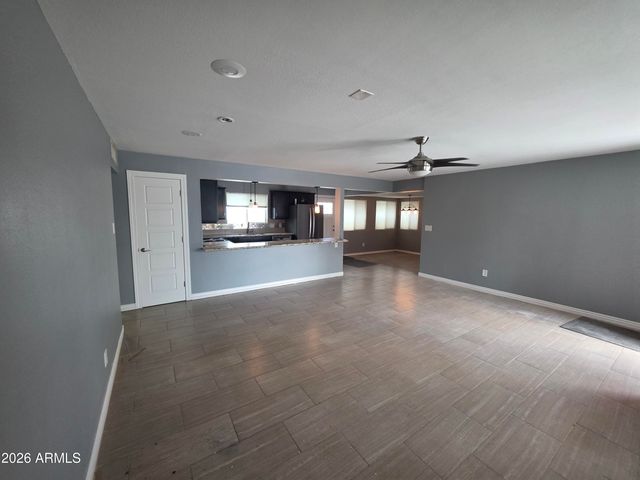 1812 E WHITTON Avenue, Phoenix, AZ 85016