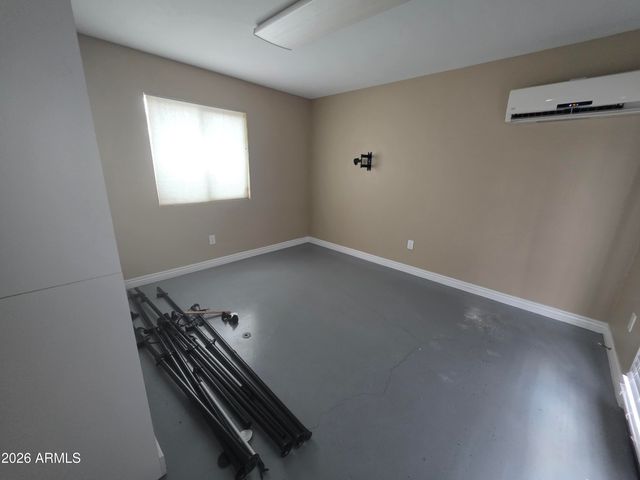1812 E WHITTON Avenue, Phoenix, AZ 85016