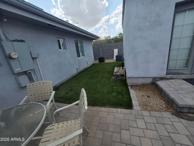 1812 E WHITTON Avenue, Phoenix, AZ 85016