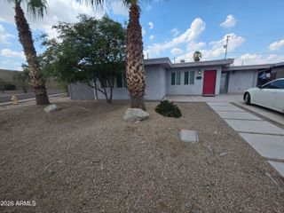 1812 E WHITTON Avenue, Phoenix, AZ 85016