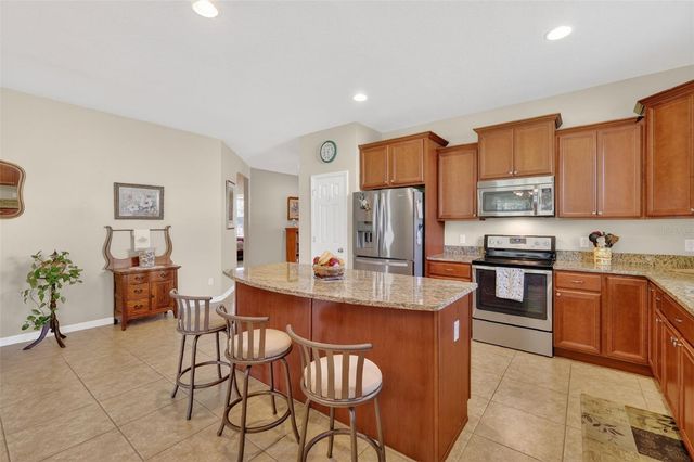 30112 KLADRUBY POINT, Mount Dora, FL 32757