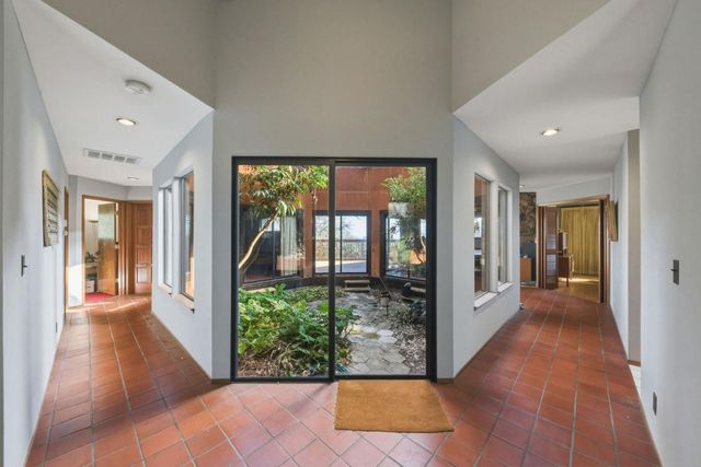 917 Holly Road, Belmont, CA 94002