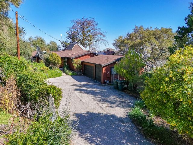 917 Holly Road, Belmont, CA 94002