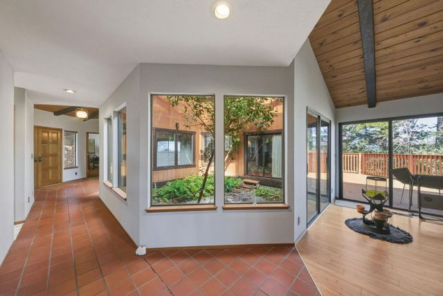 917 Holly Road, Belmont, CA 94002