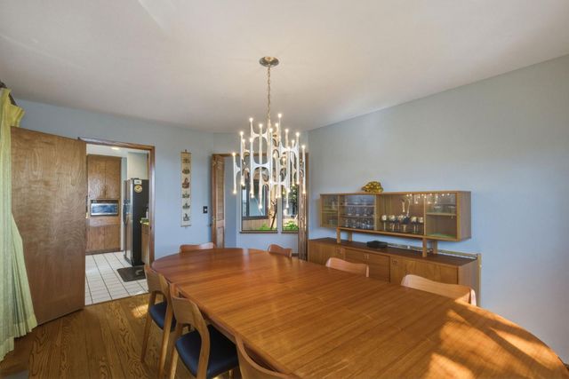 917 Holly Road, Belmont, CA 94002