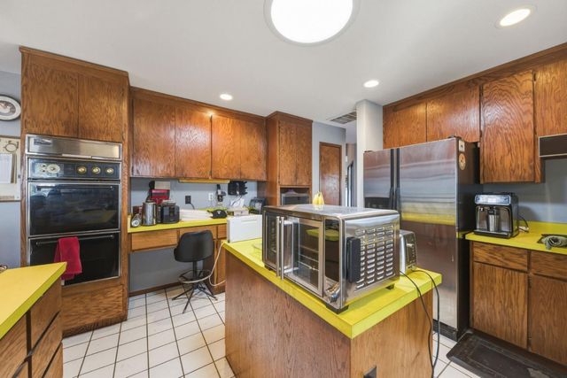 917 Holly Road, Belmont, CA 94002