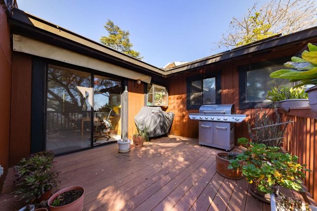 917 Holly Road, Belmont, CA 94002