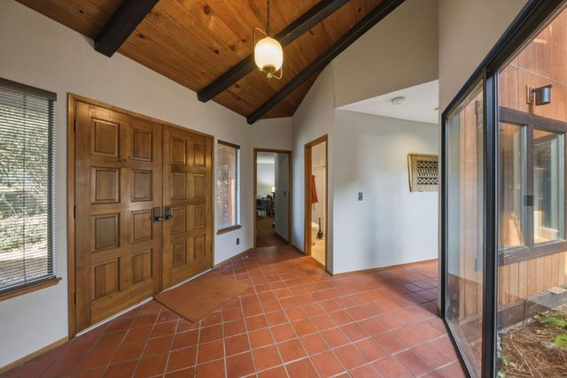 917 Holly Road, Belmont, CA 94002