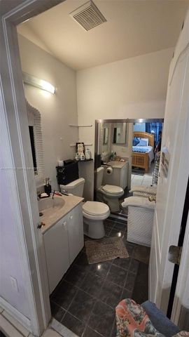 8300 NW 10th Street, Miami, FL 33126