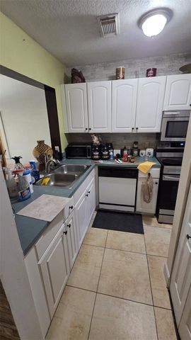 8300 NW 10th Street, Miami, FL 33126